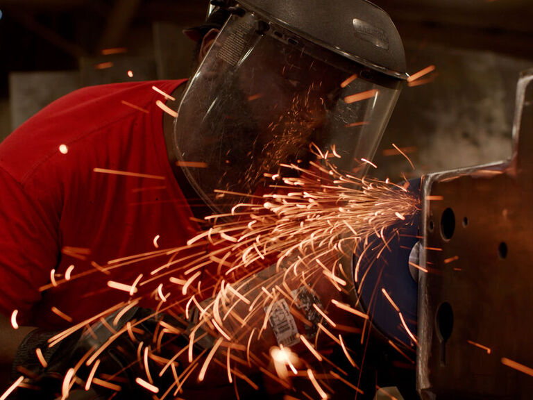 United We Work: Dynamic Towing