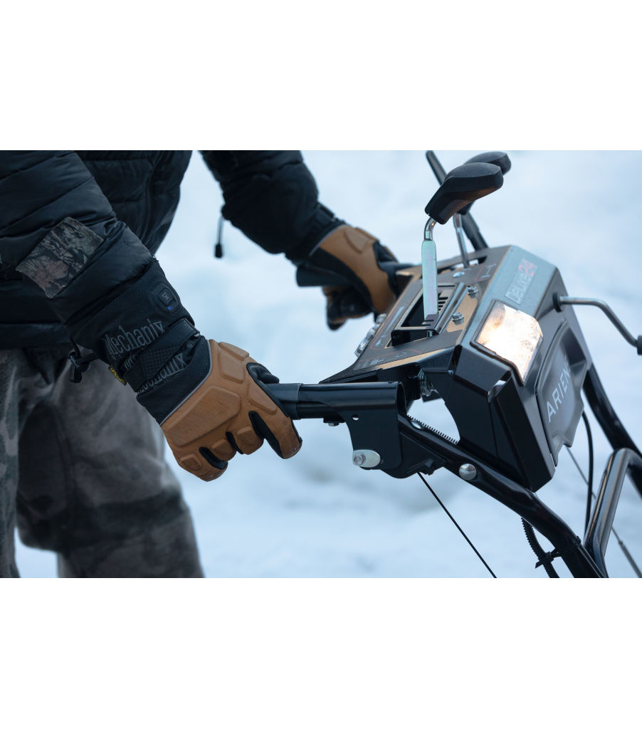 Coldwork&trade; M-Pact Heated Glove with clim8&reg; Technology, Brown/Black, large image number 9